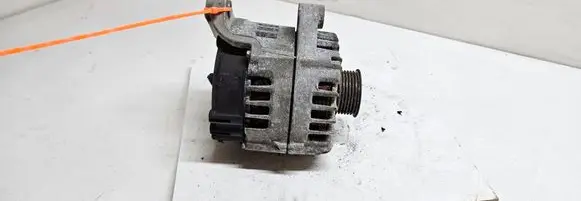 BMW 3 E90 E91 Generator/alternator 7805432 FG18D024