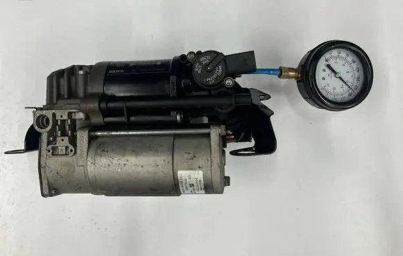 Mercedes-Benz CLS C218 X218 Air suspension compressor/pump A2123200104 ZGS006