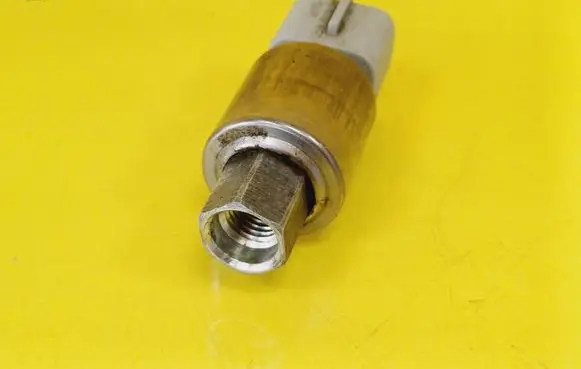 Ford Focus Air conditioning (A/C) pressure sensor 3S4H19D594AA
