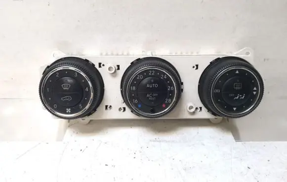 Mercedes-Benz ML W163 Air conditioner control unit module A1638204989KZ