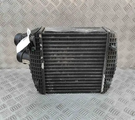 Maserati Ghibli Intercooler radiator 670009833