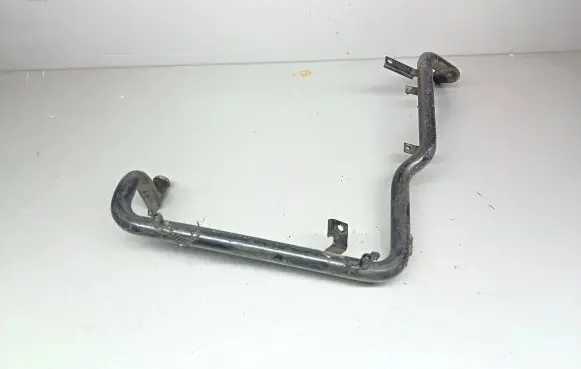 Volkswagen PASSAT B5 Engine coolant pipe/hose 058103213C