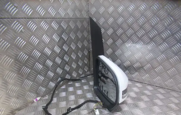 Mercedes-Benz Metris W447 Front door electric wing mirror 