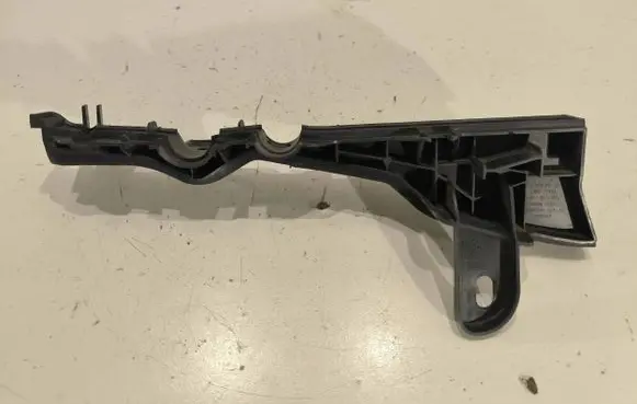 Mercedes-Benz E W213 Other engine bay part A2138310400 12523023 51531