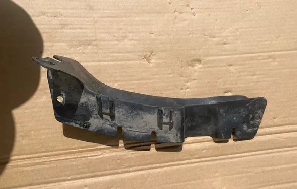 Volkswagen Caddy Front mudguard 5JA853888