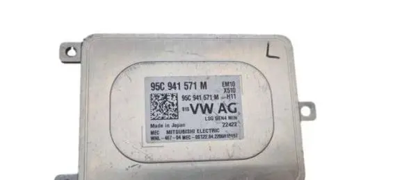 Porsche Macan (95B) Voltage converter/converter module 95C941571M