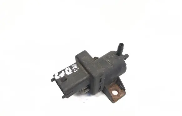 Opel Insignia A Turbo solenoid valve 555566651