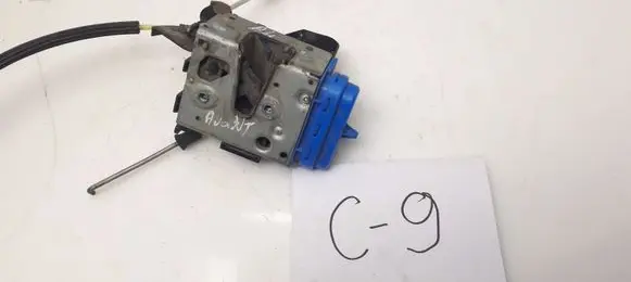 Audi A4 S4 B6 8E 8H Rear door lock 8D0839016A