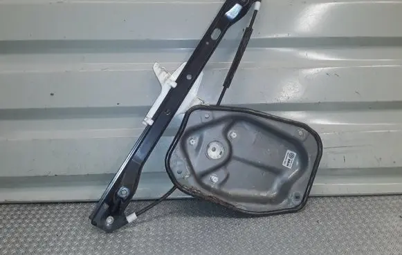 Volkswagen Golf Plus Rear window lifting mechanism without motor 1K4839461A