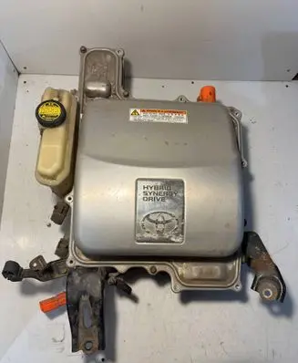 Toyota Prius (NHW20) Voltage converter inverter G920047110