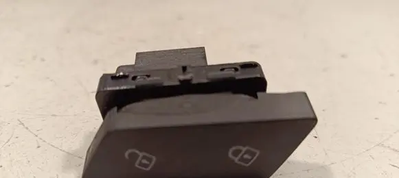 Central locking switch button