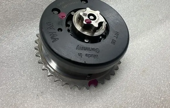 Audi A4 S4 B9 Camshaft pulley/ VANOS 06M109088H 090418A
