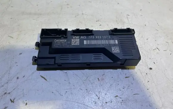 Porsche Macan (95B) Tailgate/trunk control unit/module 7P5959107E 0604150002 7P5959107