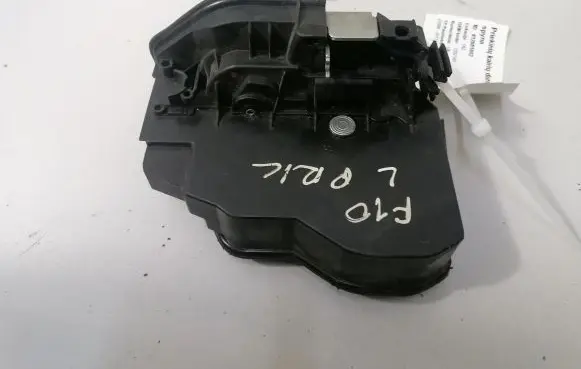 BMW 7 F01 F02 F03 F04 Coupe door lock (next to the handle) 7202145