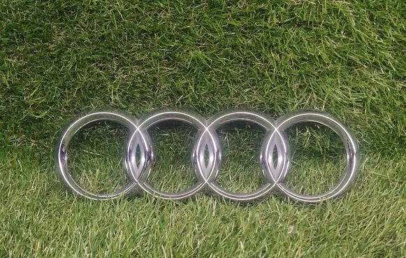 Audi Q7 4L Manufacturers badge/model letters 4E0853742