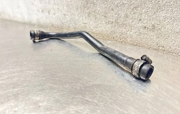 Opel Vectra C Breather/breather pipe/hose 55186213