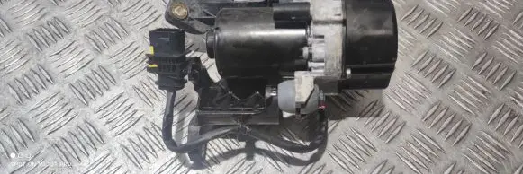 Mercedes-Benz EQB Vacuum pump A0004303500