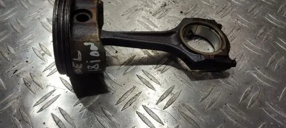 Opel Astra F Piston with connecting rod