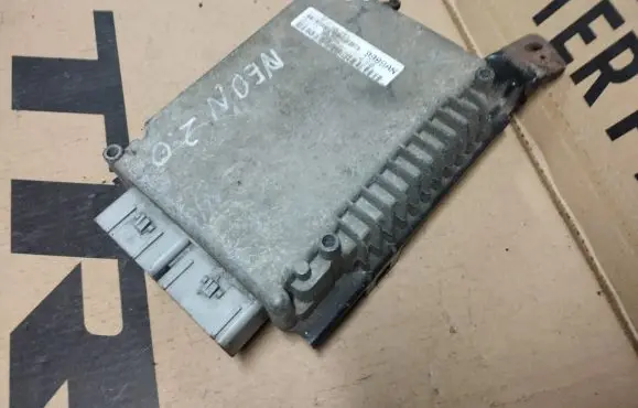 Chrysler Neon II Engine control unit/module P05269989AN