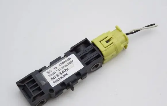 Nissan Micra Airbag deployment crash/impact sensor 985829U00A
