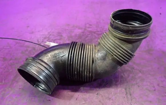 Volkswagen Golf VII Intercooler hose/pipe 