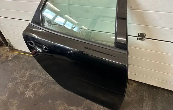 KIA Optima Rear door 