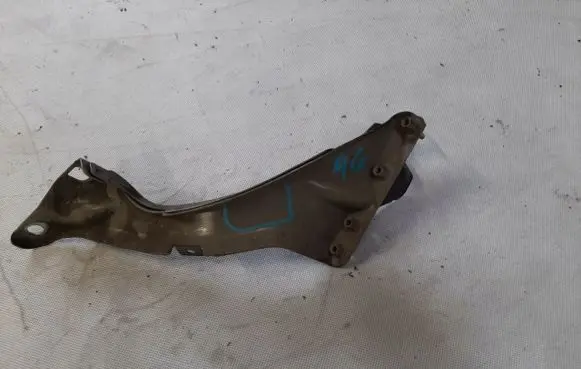 Audi A6 S6 C7 4G Fender mounting bracket 4G0805816