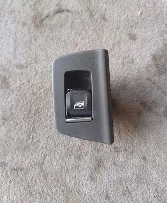 BMW 5 G30 G31 Electric window control switch 9327031 L1AA01991 200618
