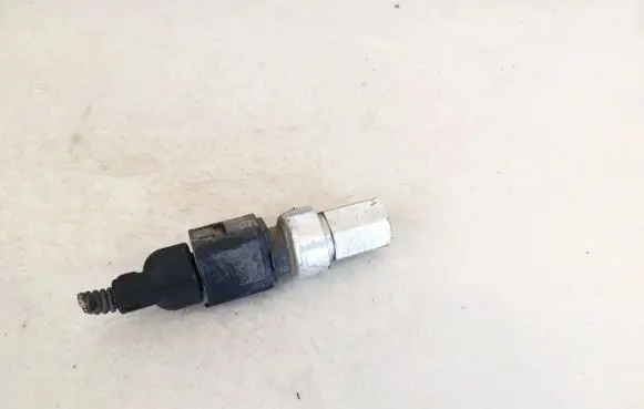Volkswagen Golf IV Air conditioning (A/C) pressure sensor 