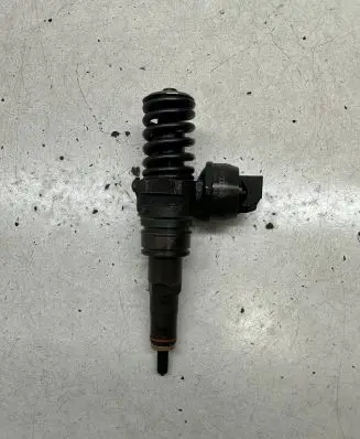 Audi A4 S4 B7 8E 8H Fuel injector 038130073BH 0414720230