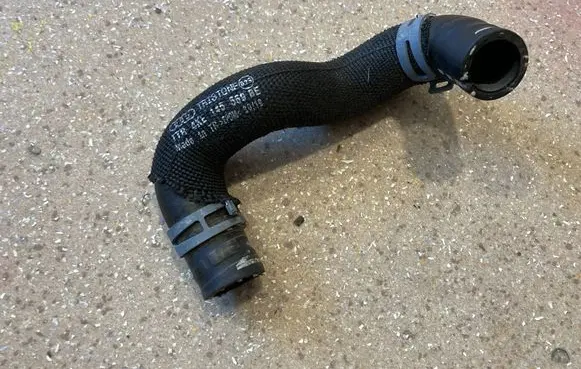 Audi e-tron Electric car engine cooling hoses/pipes 4KE145569BE