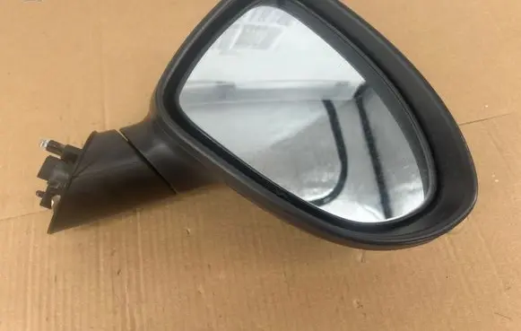KIA Rio Front door electric wing mirror E13027508