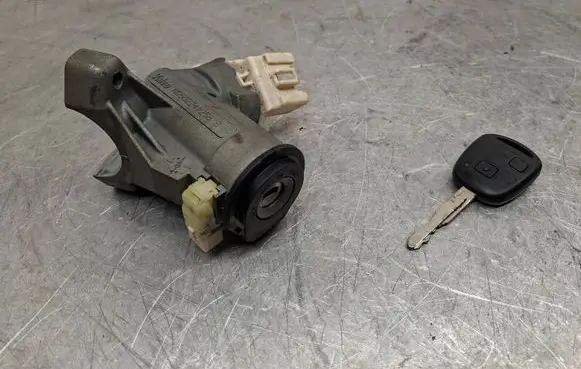 Toyota Yaris Ignition key/card N0502241256B N0502241