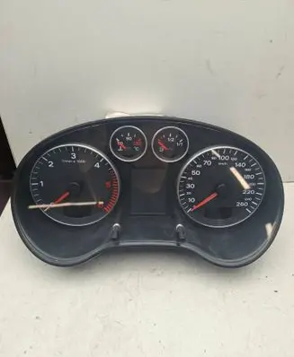 Audi A3 S3 8P Speedometer (instrument cluster) 8P0920900L