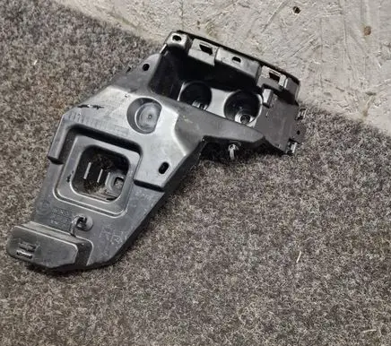 BMW i5 G60 Rear bumper mounting bracket 5A011C2