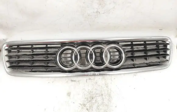 Audi A4 S4 B5 8D Front grill 8D0853651R