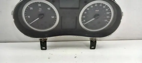 Opel Vivaro Speedometer (instrument cluster)