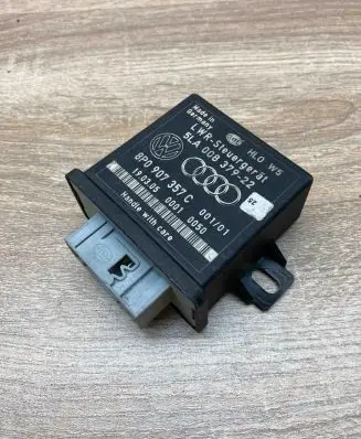 Audi A6 S6 C6 4F Light module LCM 8P0907357C 5LA008379 Used