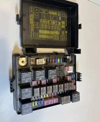 SsangYong Rexton I Fuse box set 8231008583