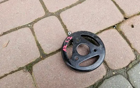 Opel Astra K Water pump 55491377