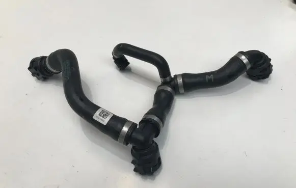 BMW 4 G22 G23 G24 G26 Engine coolant pipe/hose 8742080