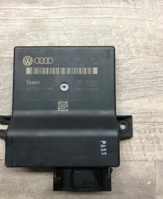 Audi A8 S8 D3 4E Gateway control module 4L0907468 401324 4L0910468