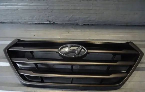 Hyundai Tucson TL Front grill