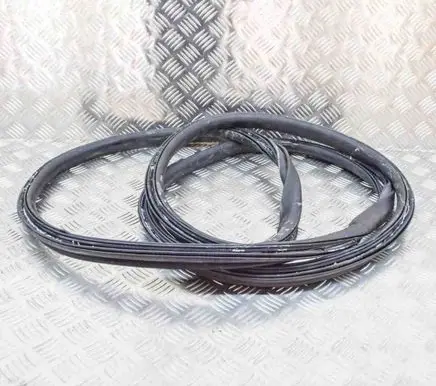 Tesla Model S Trunk rubber seal (body) 8D260958F11