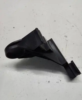 BMW 3 E46 Front bumper mounting bracket 7030619 51117030619