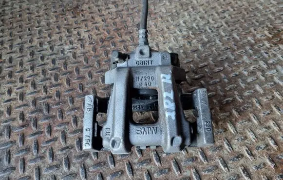 BMW 2 F22 F23 Rear brake caliper