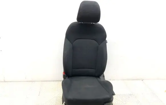 KIA Carens III Front driver seat 