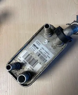 Volvo XC70 Gearbox / Transmission oil cooler 6G917A095AD
