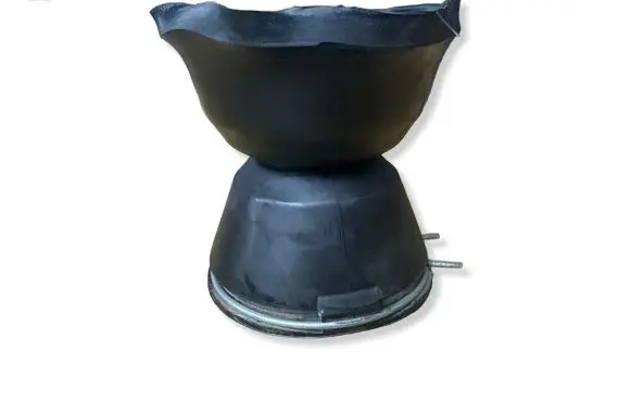 Steering tie rod boot