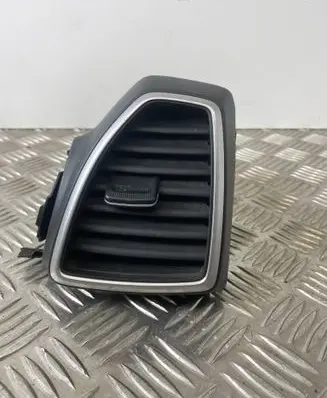 Hyundai Tucson TL Dashboard side air vent grill/cover trim
